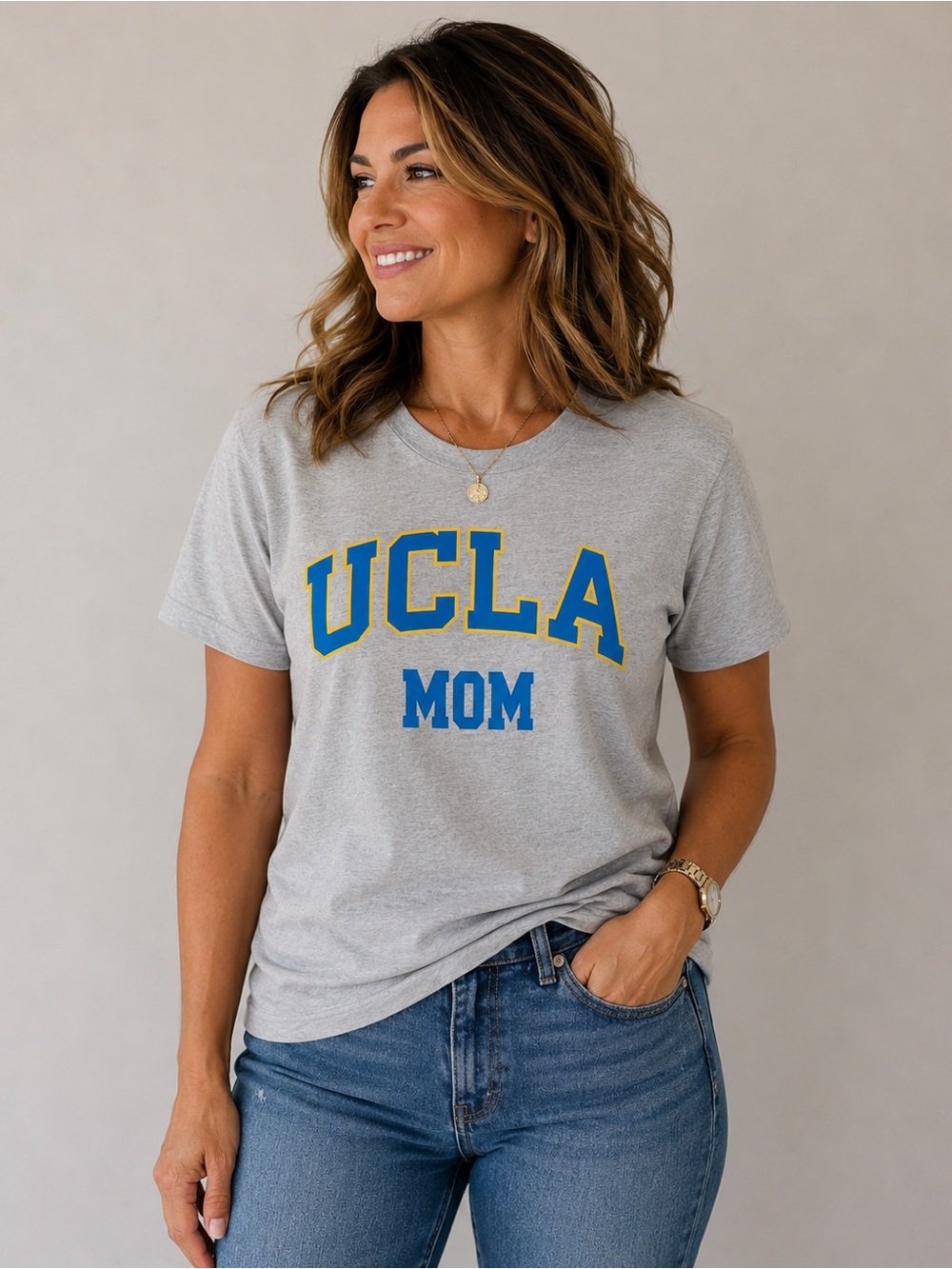 Russell UCLA Mom Athletic Gray Crewneck T-Shirt Short Sleeve Medium